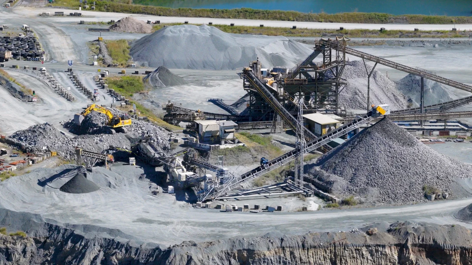 Mining Specialty Machinery and Crushing Equipment Supply